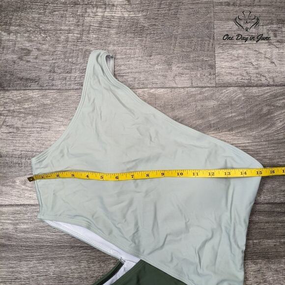 SweatyRocks One Shoulder Cut Out One Piece Swimsuit Size L - Picture 4 of 6